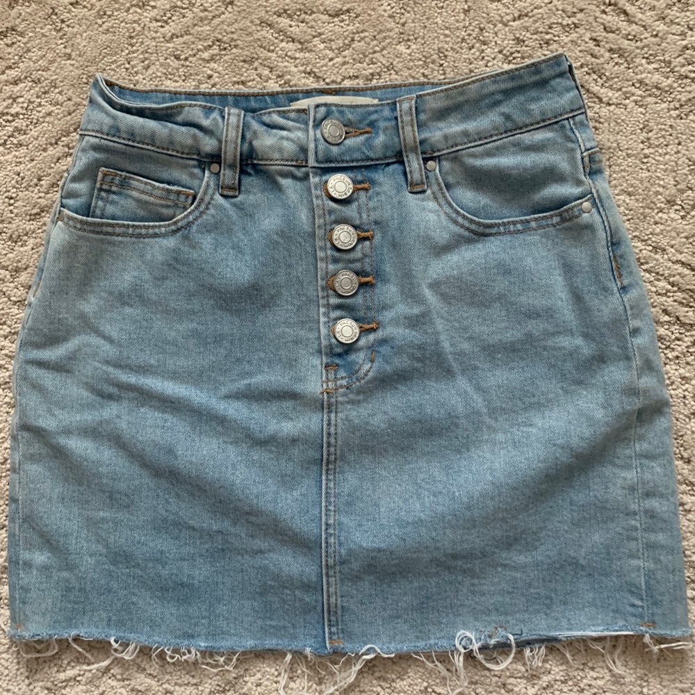LIKE NEW denim skirt!!